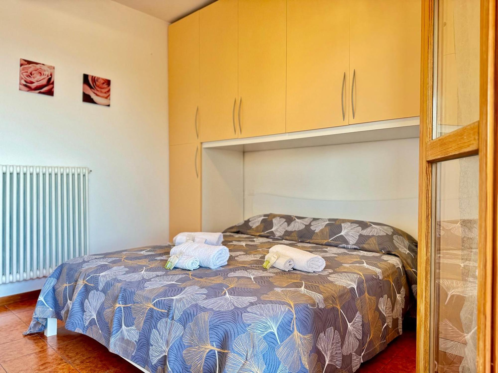 82, Attico Leonardo Lido Adriano